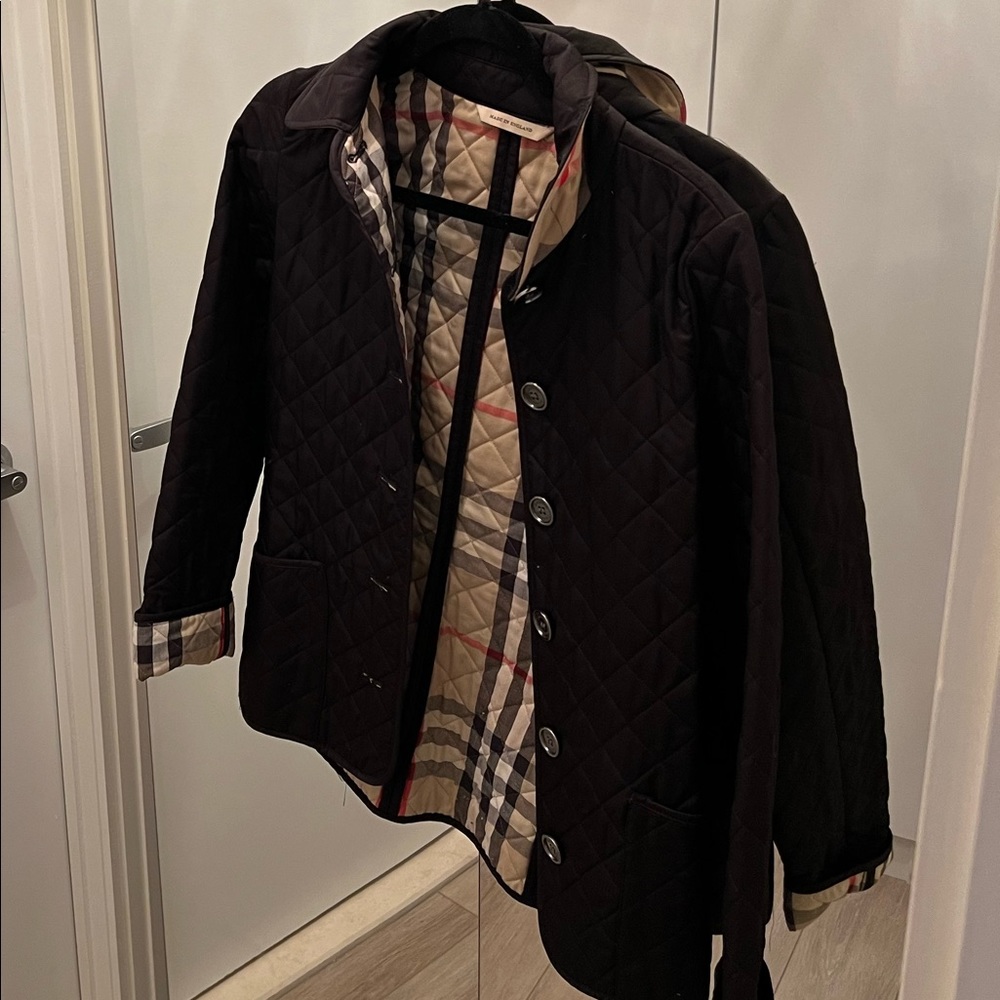 Burberry Quilted Jacket size XS - excellent condition